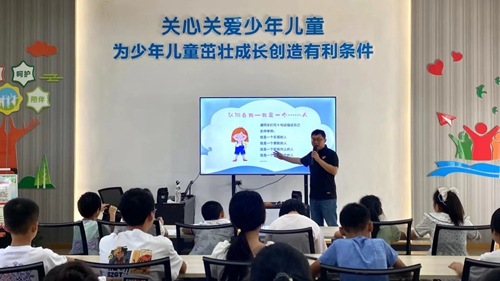 开云kaiyun网页版“立人圆梦”志愿服务团队打造“三融四专五悟”社会实践课程体系